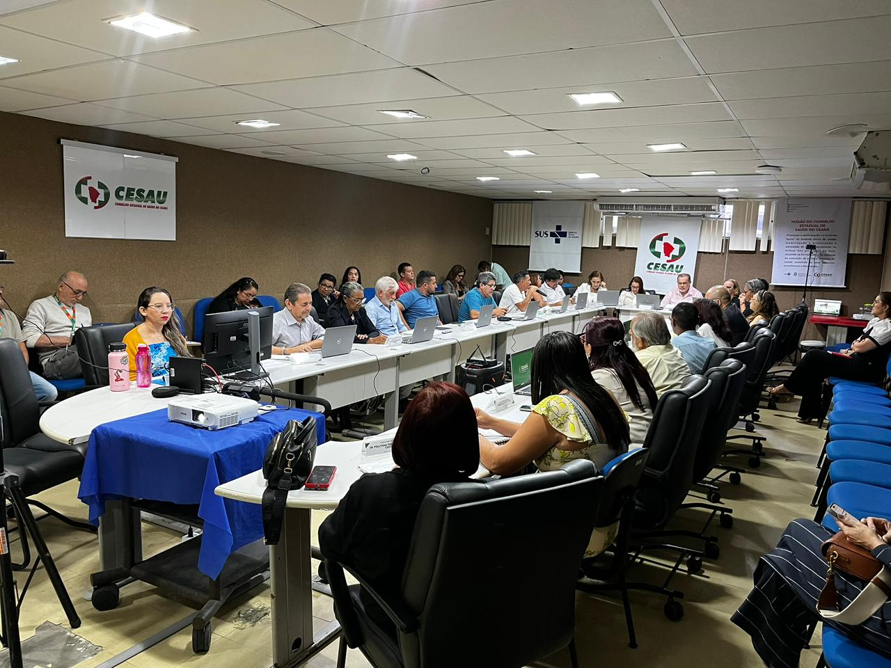 Cesau/CE realiza 519ª Reunião Ordinária com balanço da saúde no estado e debates regionais